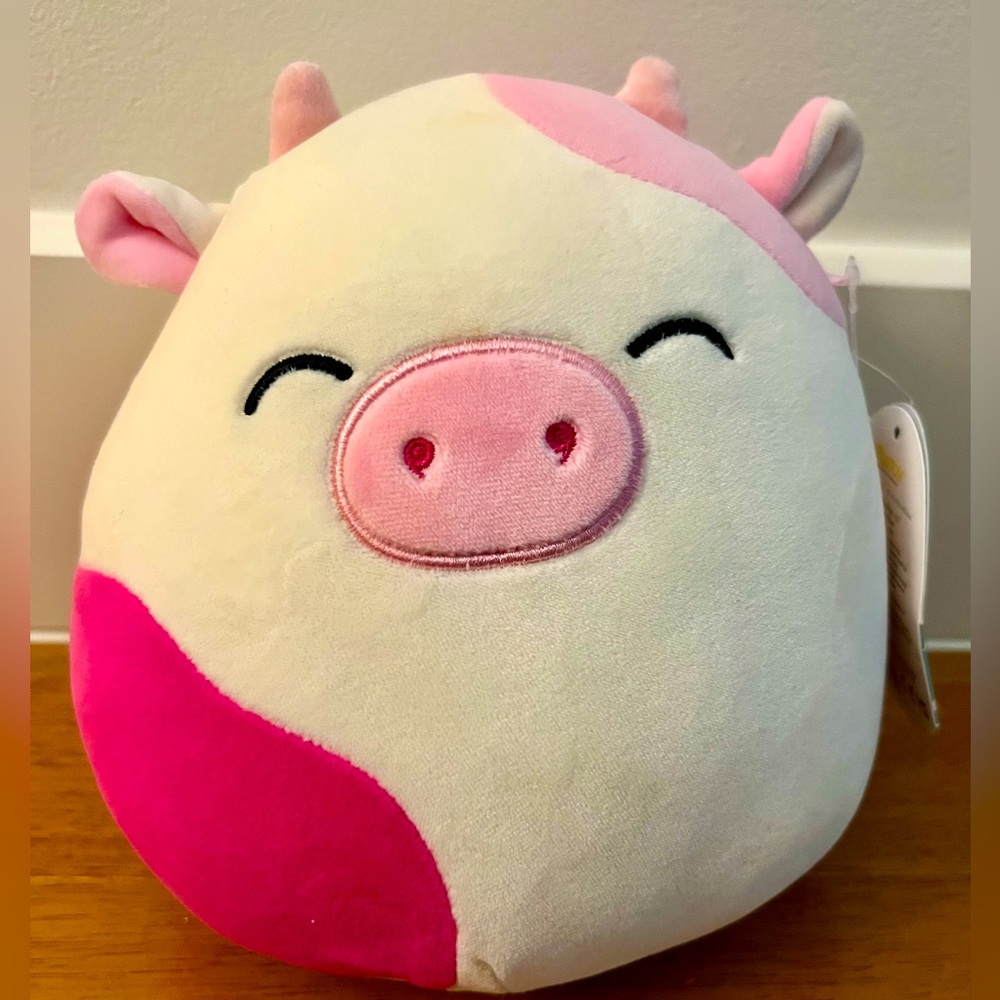 Caedyn Cow Squishmallow 8” NWT